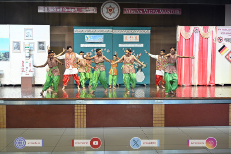 130---हमारी-सबसे-बड़ी-ज़िम्मेदारी...-वफ़ादारी!----Shivam-House-Creative-Assembly-2024-25