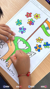 286---Std-1-to-6-Enjoying-Art-Workshop-on-78th-Independence-Day-