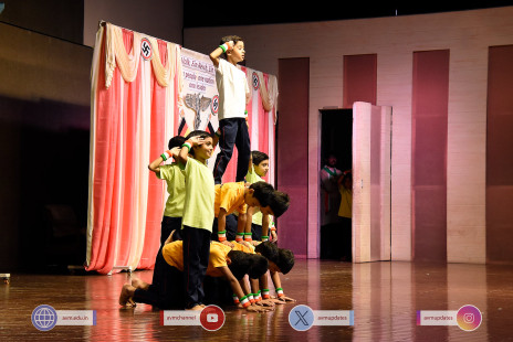 104---हमारी-सबसे-बड़ी-ज़िम्मेदारी...-वफ़ादारी!----Shivam-House-Creative-Assembly-2024-25