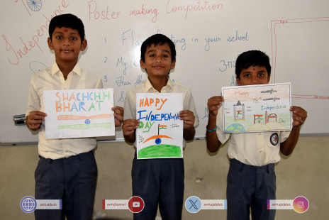 267---Std-1-to-6-Enjoying-Art-Workshop-on-78th-Independence-Day-