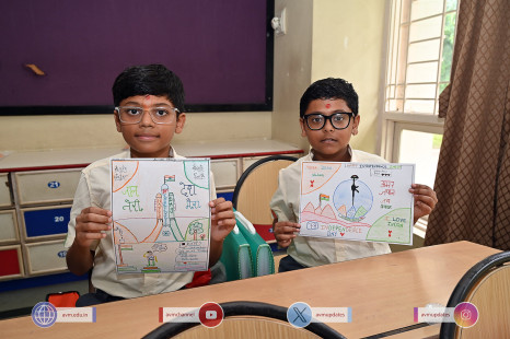 302---Std-1-to-6-Enjoying-Art-Workshop-on-78th-Independence-Day-