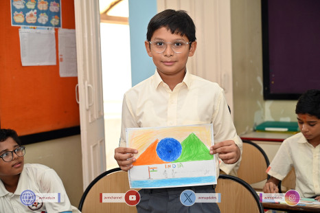 319---Std-1-to-6-Enjoying-Art-Workshop-on-78th-Independence-Day-