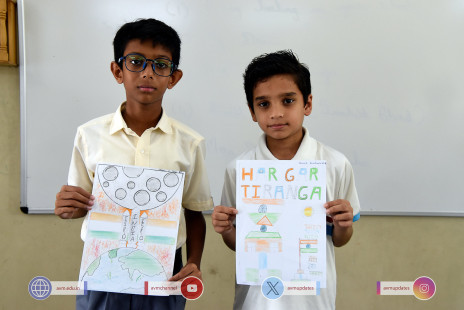 280---Std-1-to-6-Enjoying-Art-Workshop-on-78th-Independence-Day-
