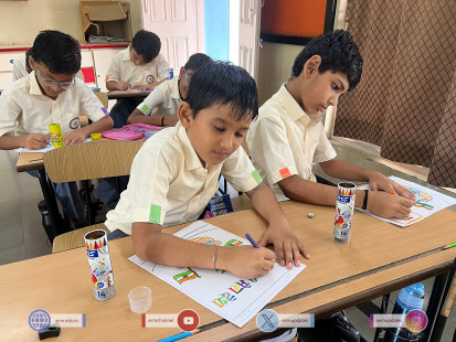 63---Std-1-to-6-Enjoying-Art-Workshop-on-78th-Independence-Day-